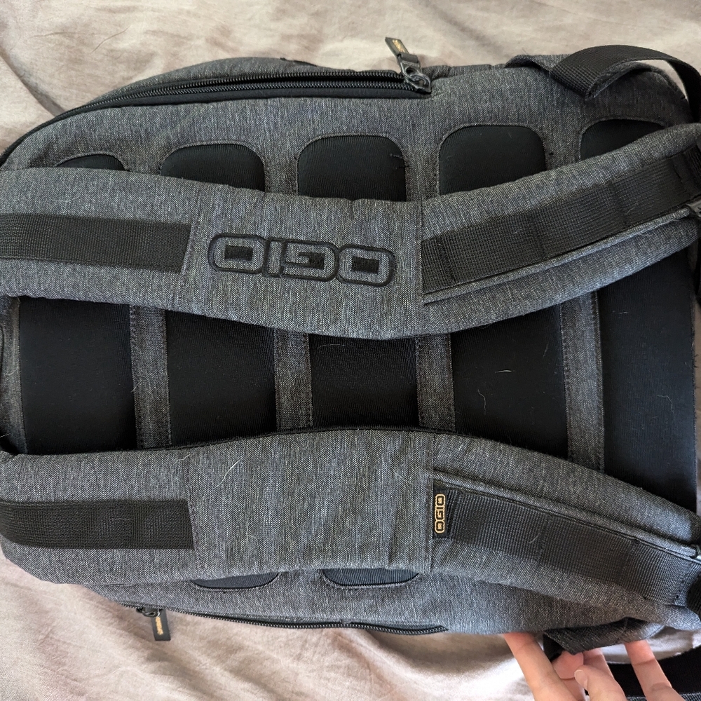 Computer backpack - Picture 2 of 9